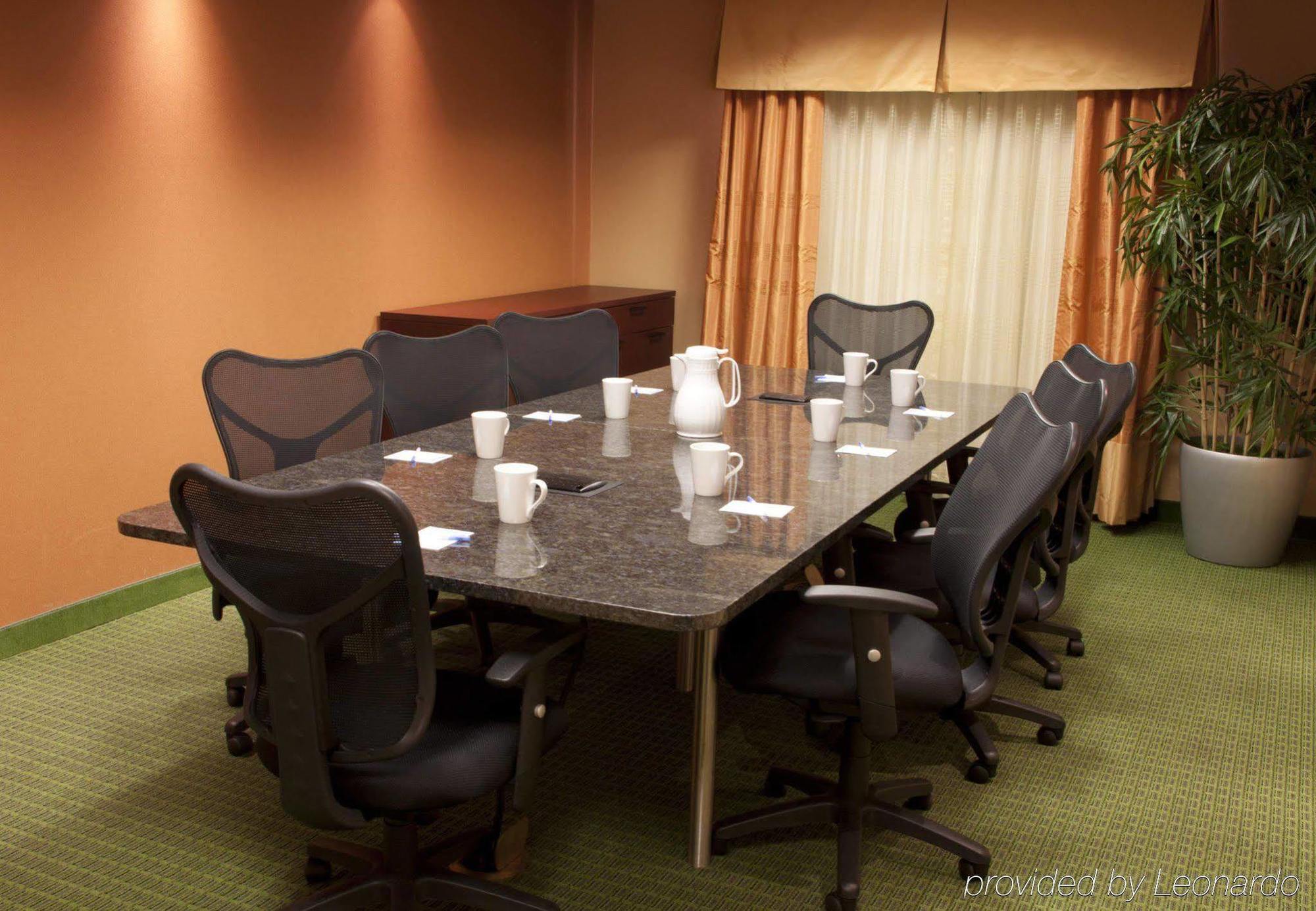 Fairfield Inn & Suites By Marriott Texarkana Obchodní fotografie